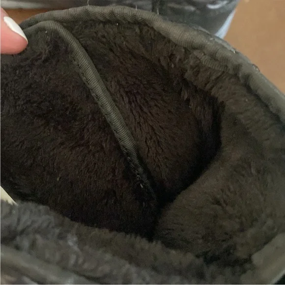 LIKE NEW ! The NORTH FACE winter boot - Picture 5 of 7